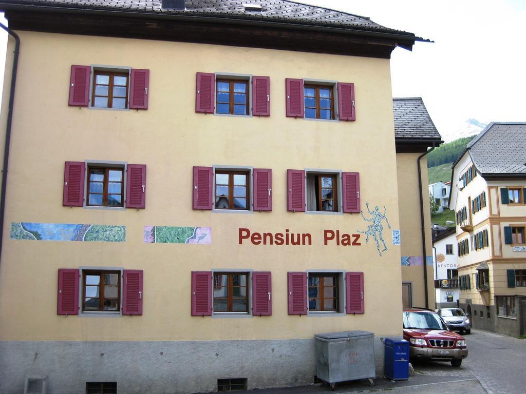 Hotel Pensiun Garni Plaz Scuol Exterior foto